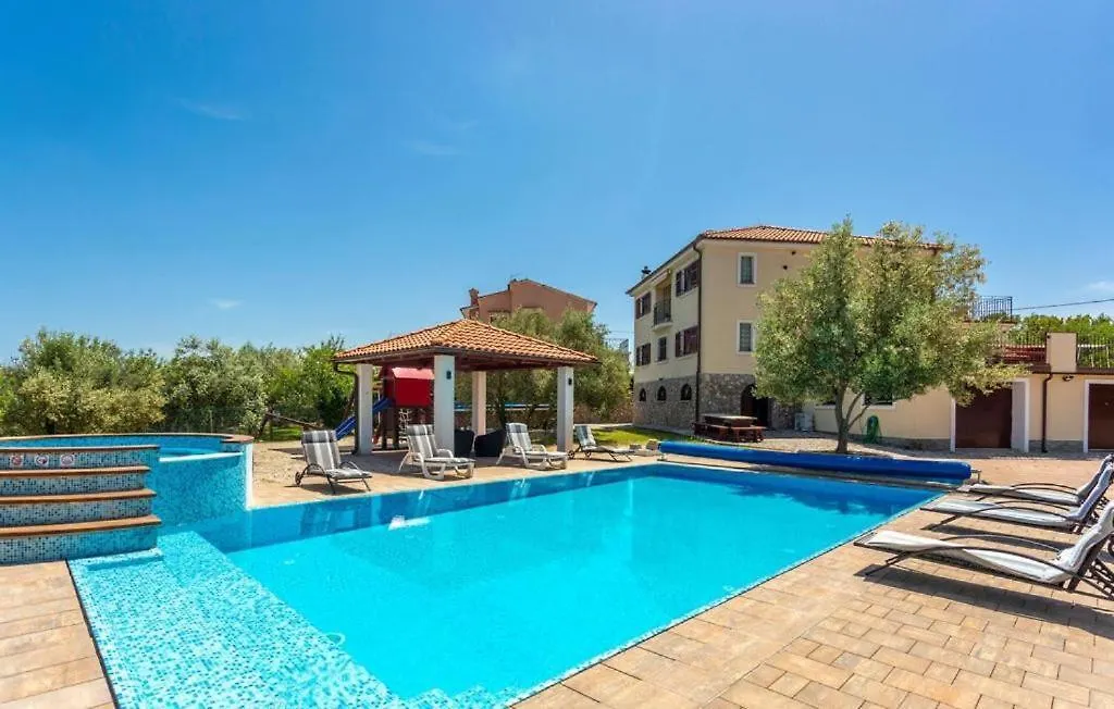 Beautiful Villa Grande With Pool Island Krk Gostinjac Chorwacja