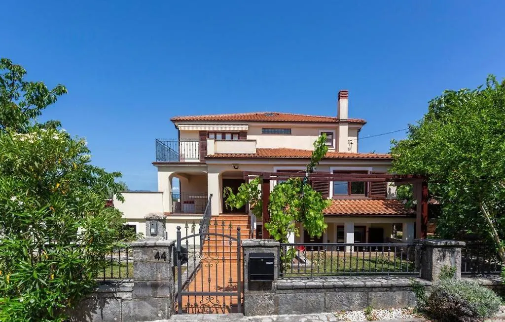 Beautiful Villa Grande With Pool Island Krk Gostinjac 0*,