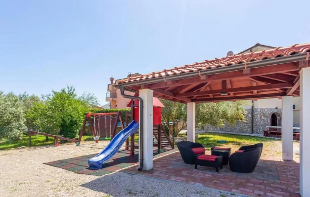 Beautiful Villa Grande With Pool Island Krk Gostinjac